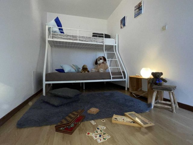 31G101336-f1044bb8ee1b4fcfa25b05d336b11bab