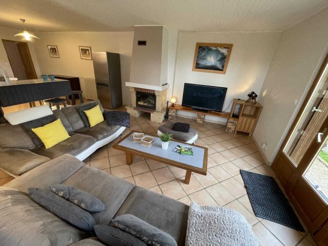 31G101337-9c4badd7bf9c421abcfc56935bef30d4