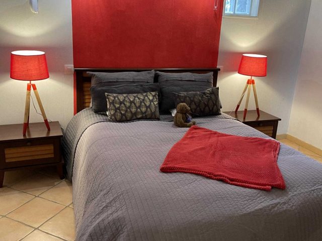 31G101337-a86196aa7c4f4e3ca32b217cdb3fd15a