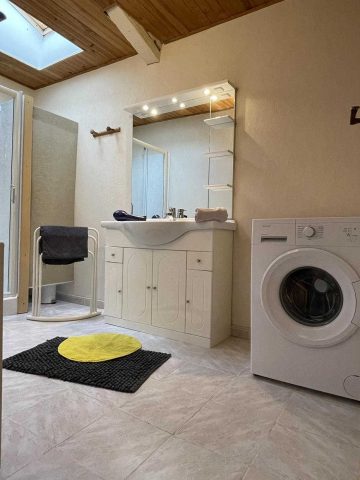 31G101337-c14549d5e1af41c1b5b98a9783c07b76