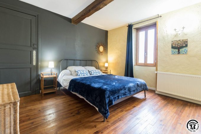 31G101342-030fb2876f9145289c3110e768b6ff27