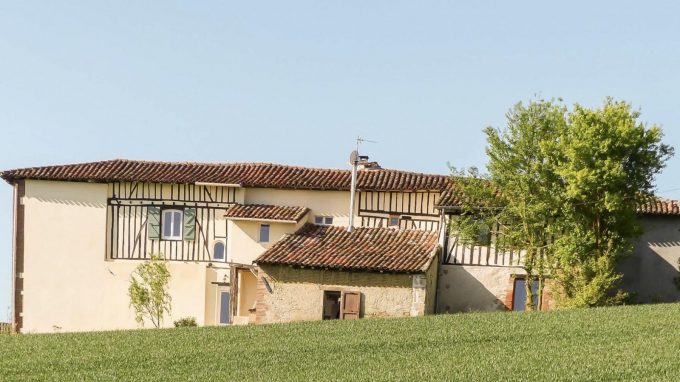 31G101342-29ca2edc02804bc4a2f8589d6adb1ca3