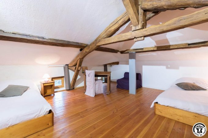 31G101342-a6f7e3c56b234b0cb0d94e354a15f722