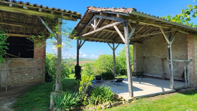 31G101342-c960dac74ce5476fa3a9cbd230f5d6cb