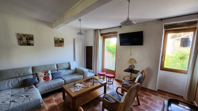 31G101343-29506e503ec94aad9827b70666793622