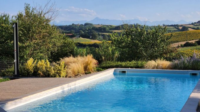 31G101343-8e15f8b99e0f4dce96fd30cff083d7e4