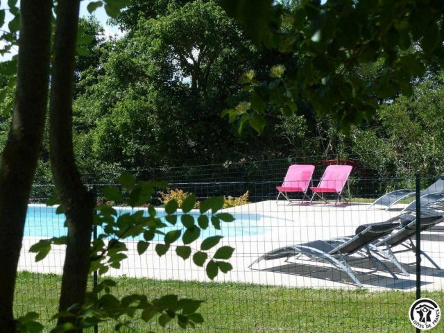 31G101343-dfb33a44d75449e29222fa06dec2d6e1