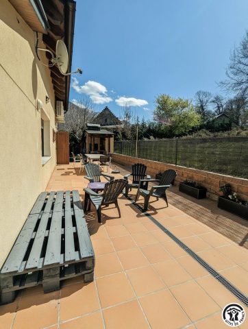 31G101360-849cb70a388445f5a4c423023c4a2a6b