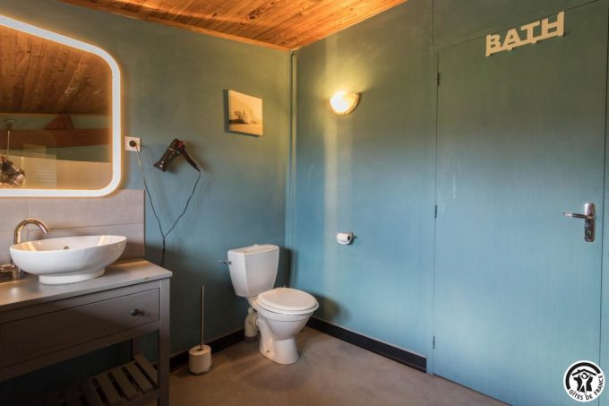 31G101370-4d09a1217cf9411e8c5fda2eb11f1e2c