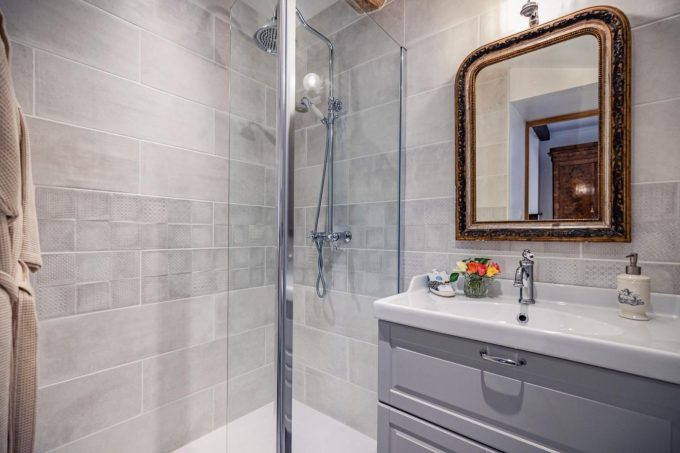 31G101373-11c2b27ecadf45d9854416f95579a849