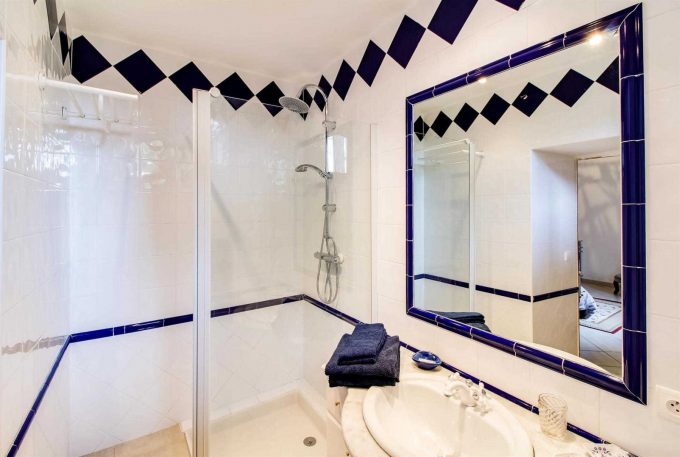 31G101373-28754b7d34be41b5aaee1d9b9fb26f7a