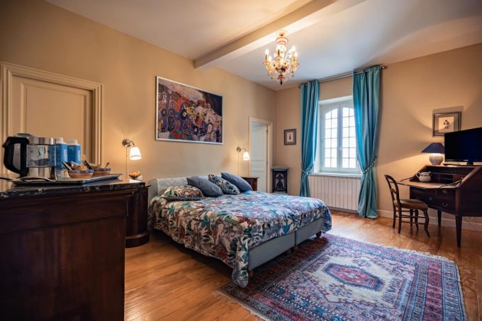 31G101373-40c5905163e94bdeba19b3de1cf3ffa7