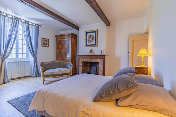 31G101373-7a02495535af4ed4b7761bccdc4d516a