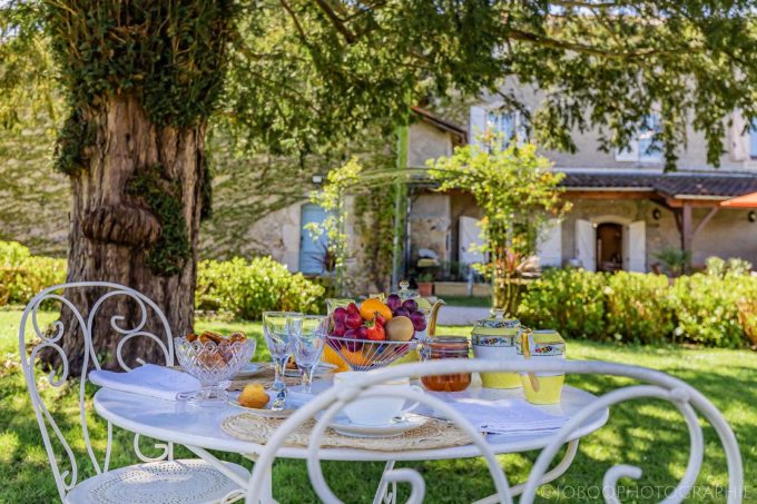 31G101373-7e5b48e8c08948ba9da099c5b6af9290