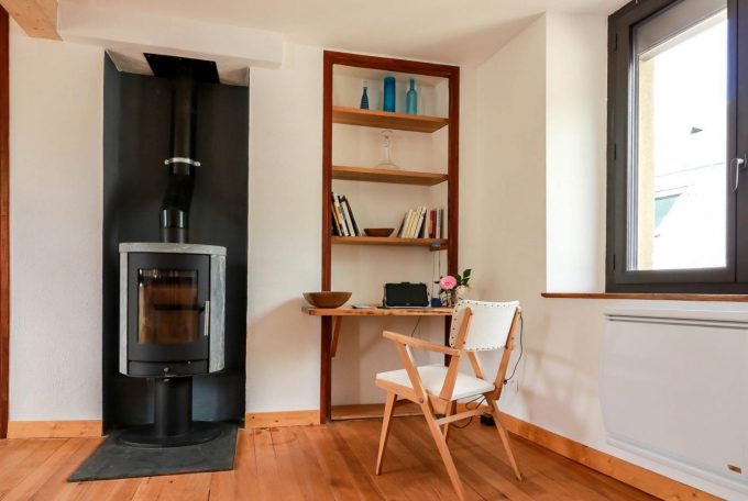 31G101380-664baf1094ed43e2b970fad2b809b363