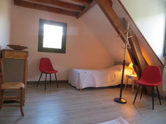 31G101380-81546633b64c48f999bc618dd0f674a8