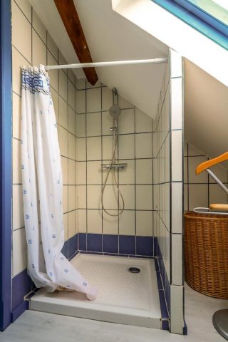 31G101380-95ef3a4fb8424654910b19c5963534fc