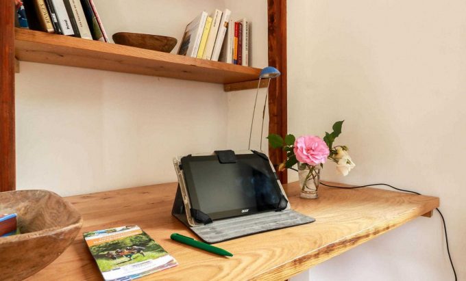 31G101380-c2711b3026324629ad9de4614fa1ec07