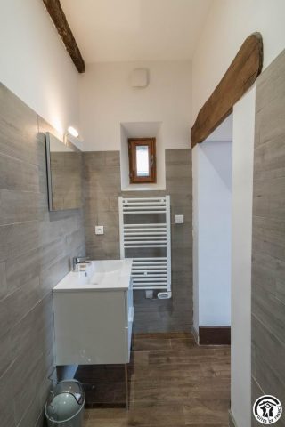 31G101381-ba74123dba174f97bf1c11a981b241c0