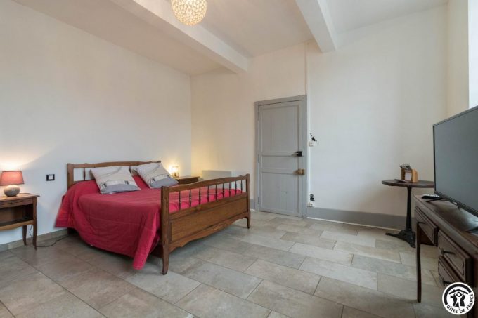 31G101381-c18e8820962e4b0986f97d609f4a2669