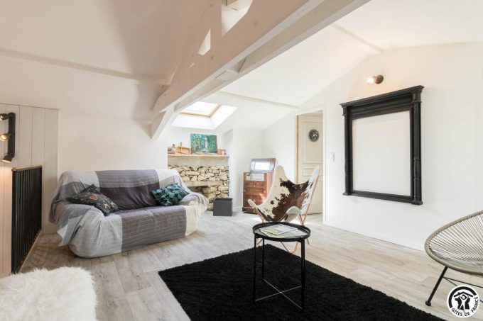 31G101383-1e719503dd15486db1ba517451fcfd47