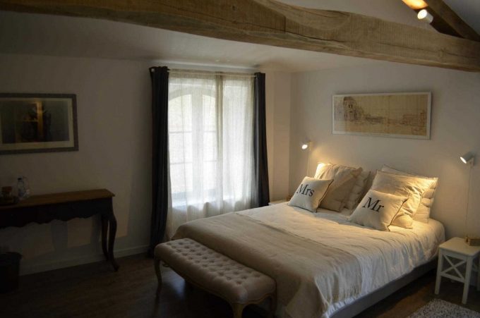 31G101387-7a386531bb1041e1a9a960a77c74c36a