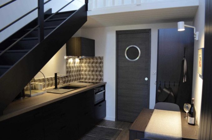 31G101387-84a8fe51a0d940c494a01f3c2dca6362