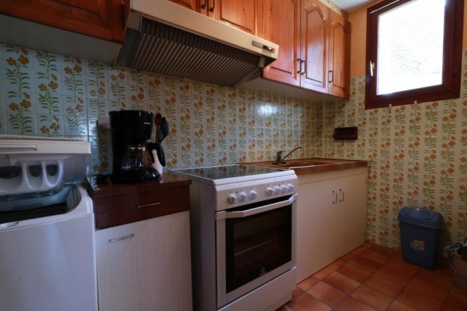 31G101392-b98b7a59bea14b9aaf15e4b8e526dd46