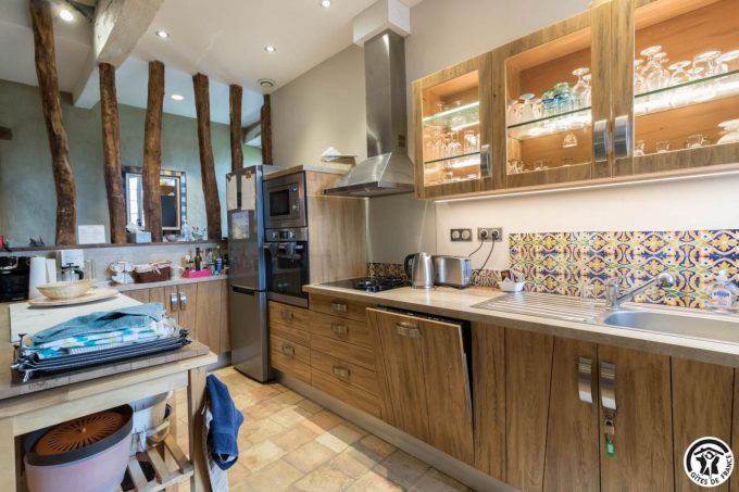 31G101393-5e657f299d9943fd97e50fc1cc46cba3