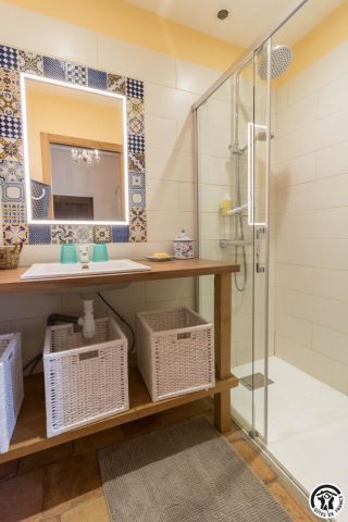 31G101393-b425363ce1fb46ab8240c7ac44bffddb