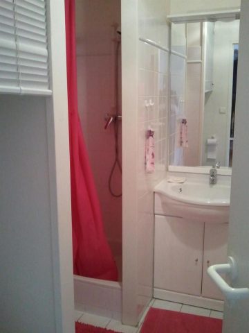 31G101416-ab5040301dae4facbfdc3d051916ee5f