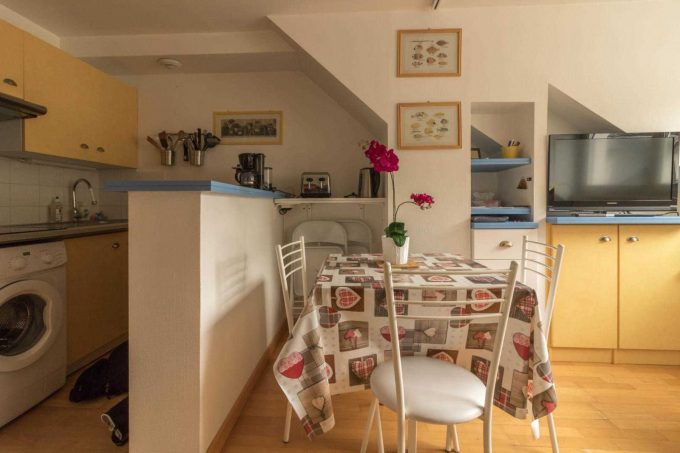 31G101416-c23d95f5021742e2b8237aa2d5eaf7d1