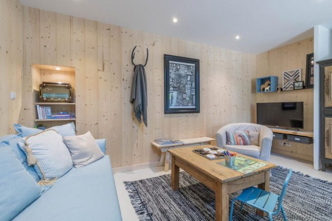 31G101423-25cd3e69f98c4fef93764b5fec1e48a3