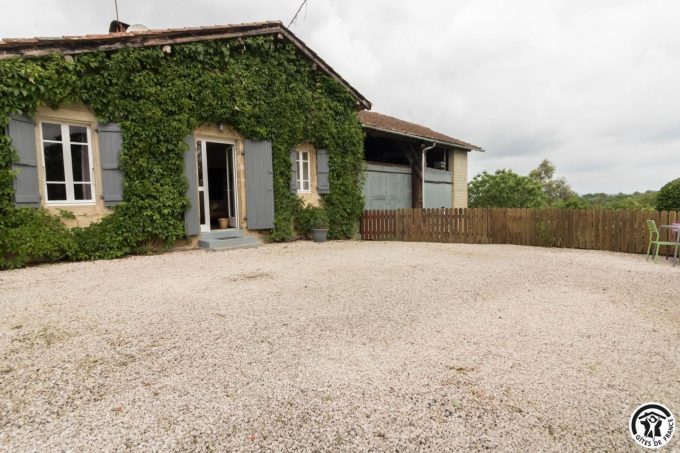 31G101425-136508bd710b4175be27e2dfb0a1c342