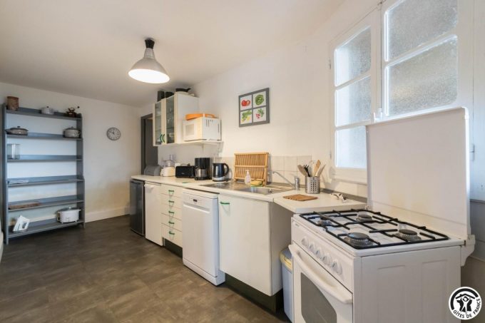 31G101425-e1dc85387be24ab1b8c772a8858e5ffa