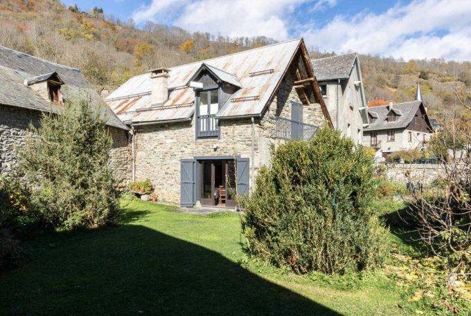 31G101432-3bbfefe9b01e4e308718547a05598e80