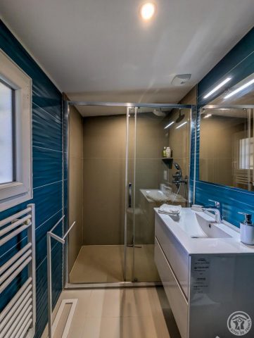 31G101444-19f1a00e1ea241969209a8bb133c9223