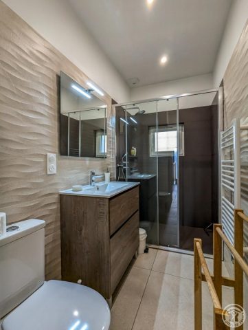 31G101444-426665a9651f4dd7a391f8f2b77d1a83