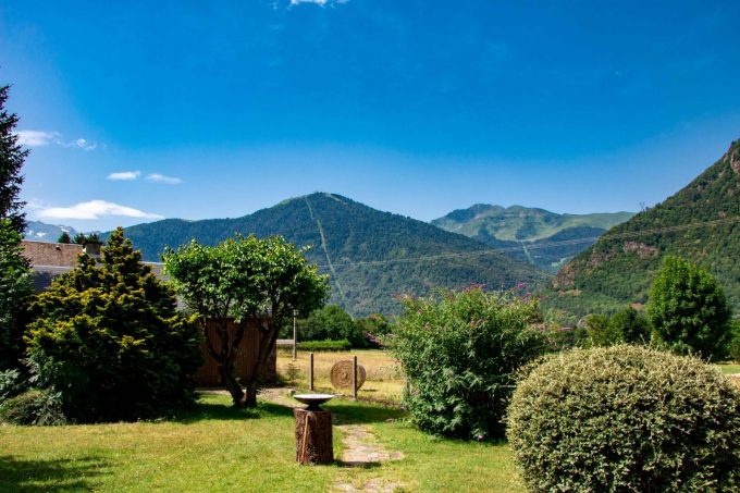 31G101444-f5e2c75ad4ea40dcb3d53c9f2d569025