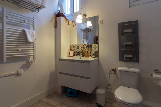 31G101449-03ca3a9cc9eb4f80b26746cf3e072034