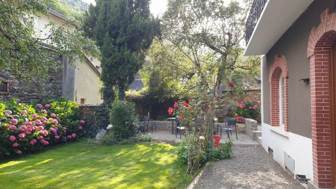 31G101449-2a9609ce5512476c8ece9750c398945d