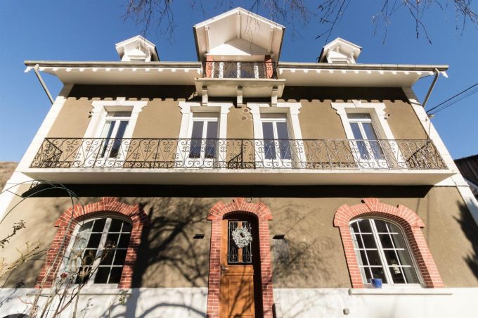 31G101449-3b64a98678ba4d409d4b40ded66904ef