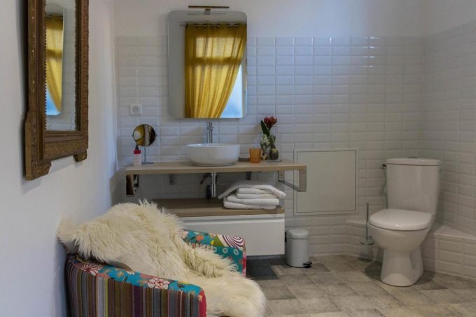 31G101449-43cabd929f944d3996c4f21d56c91054