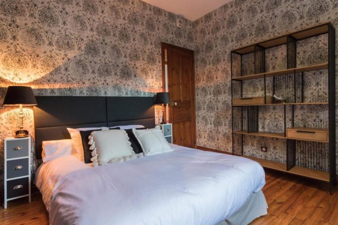 31G101449-75318817375542bca0b2e67f6e9a224a