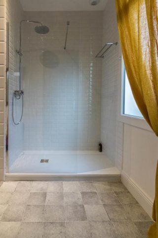 31G101449-75ffd58f7df44b438f80ad9f6e1eab6e