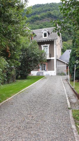 31G101449-c96029b546b544eebd2168c7c43ce7b3