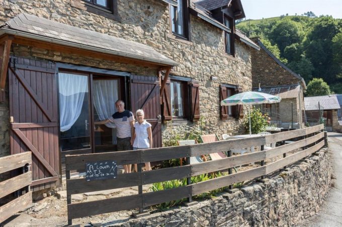 31G101463-c0a50324cb134caf8005575c4a2b0922