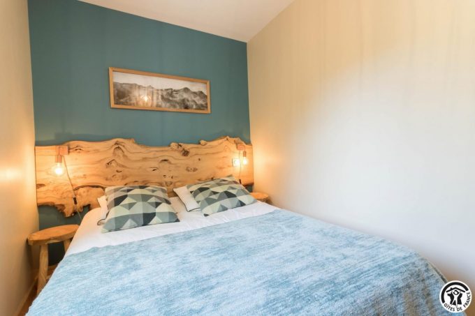 31G101464-7457e7debfd245f58973cb81e9c4c671