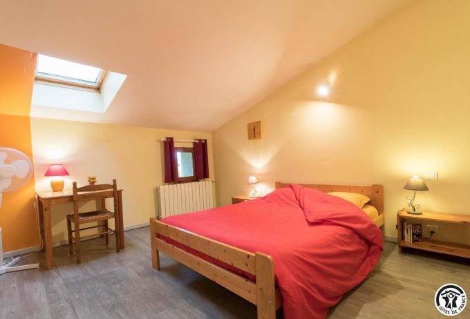 31G101478-b9f76012e6ef4b77a6a23efdbf5acd4b