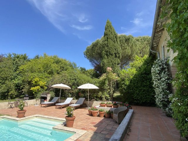 31G101480-61aaba8dfd5d456686ef83649ca0ad46